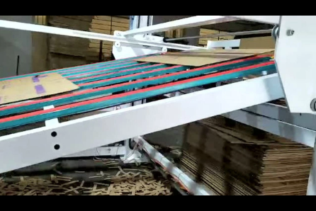 全自動(dòng)雙色印刷開(kāi)槽機(jī)視頻